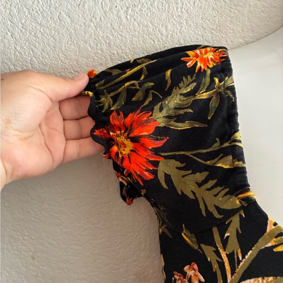 Urban Outfitters Black Tropical Floral Body-con Mini Dress S - Picture 9 of 13